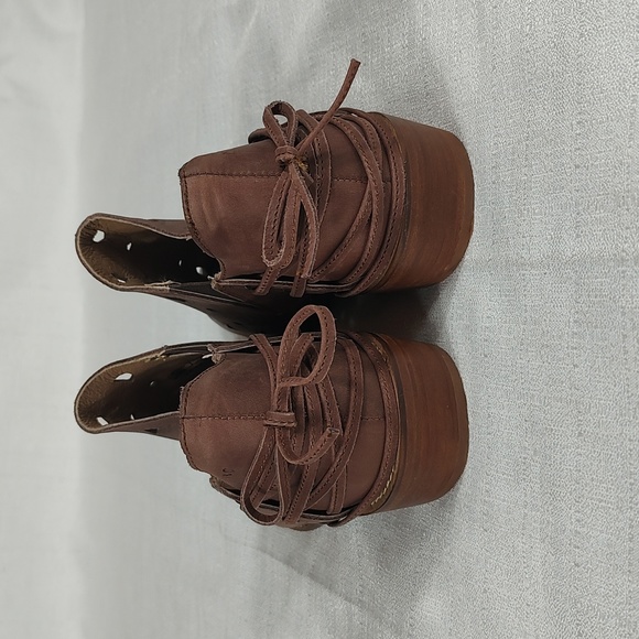 Musse & Cloud by Anthropologie Western Bohemian Cutout Ankle Booties Size 9 - Picture 2 of 9